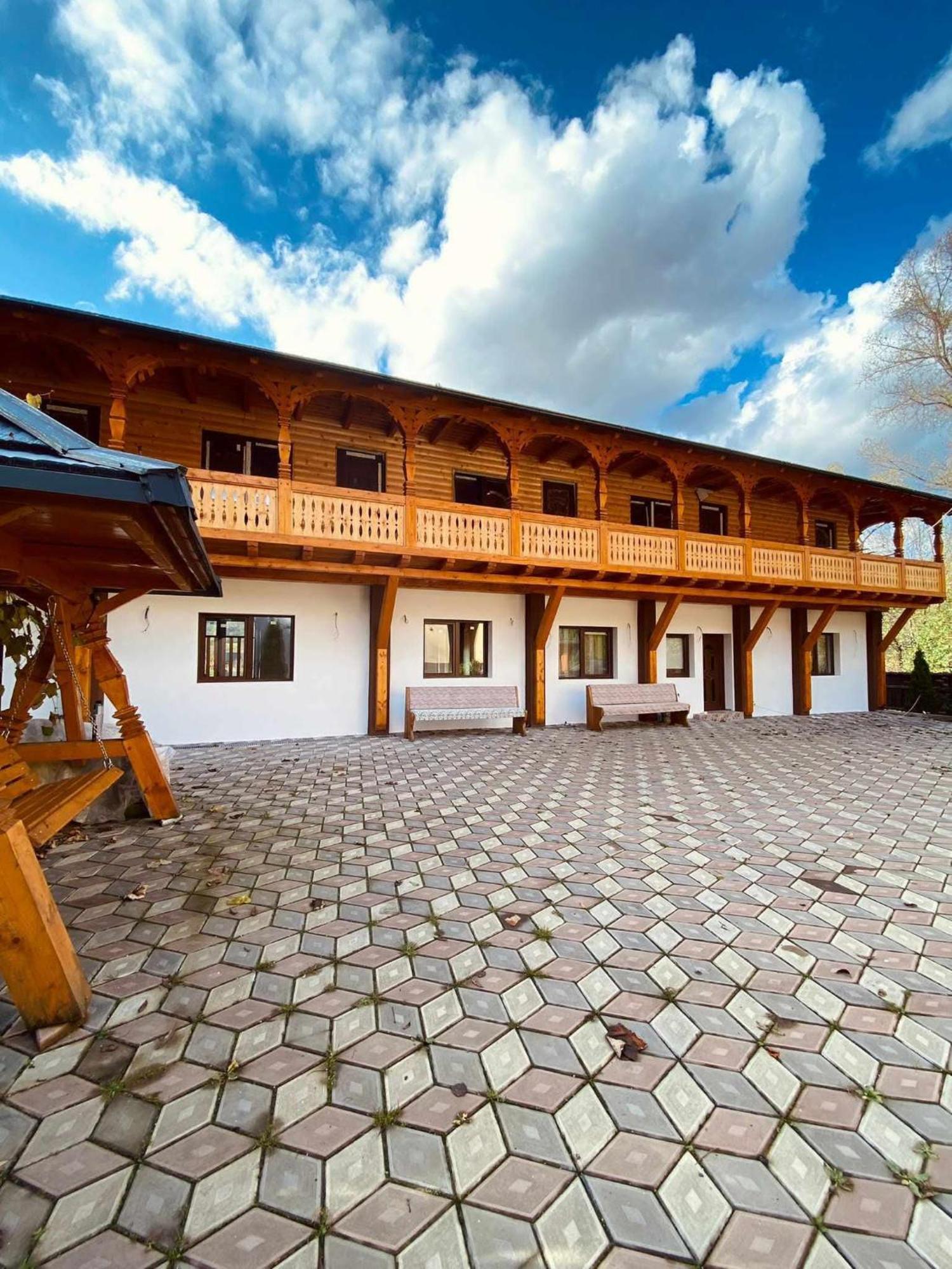 Pensiunea Malinul Bîrsana Exterior foto